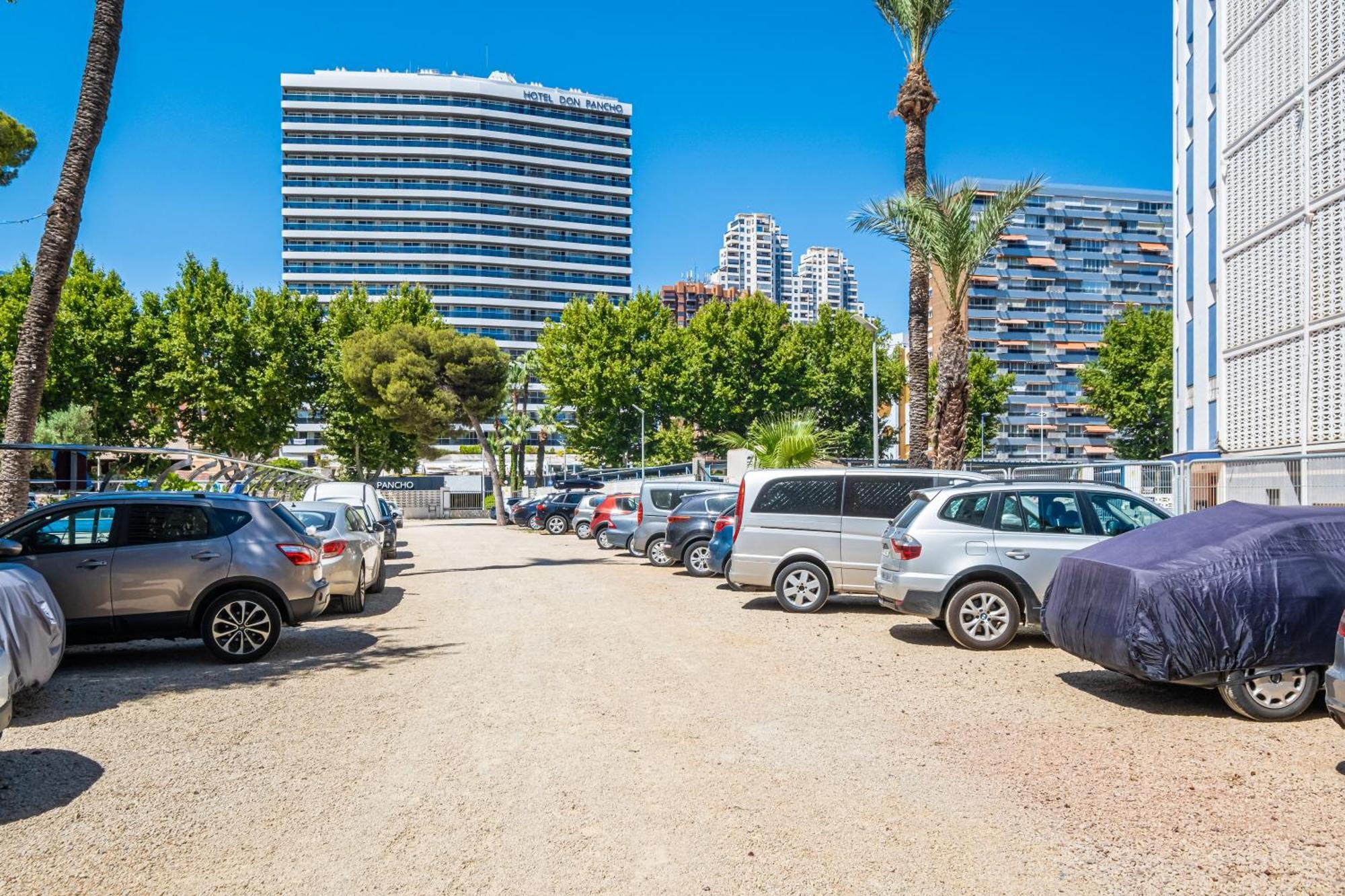 Damas 23-e Levante Apartment *
